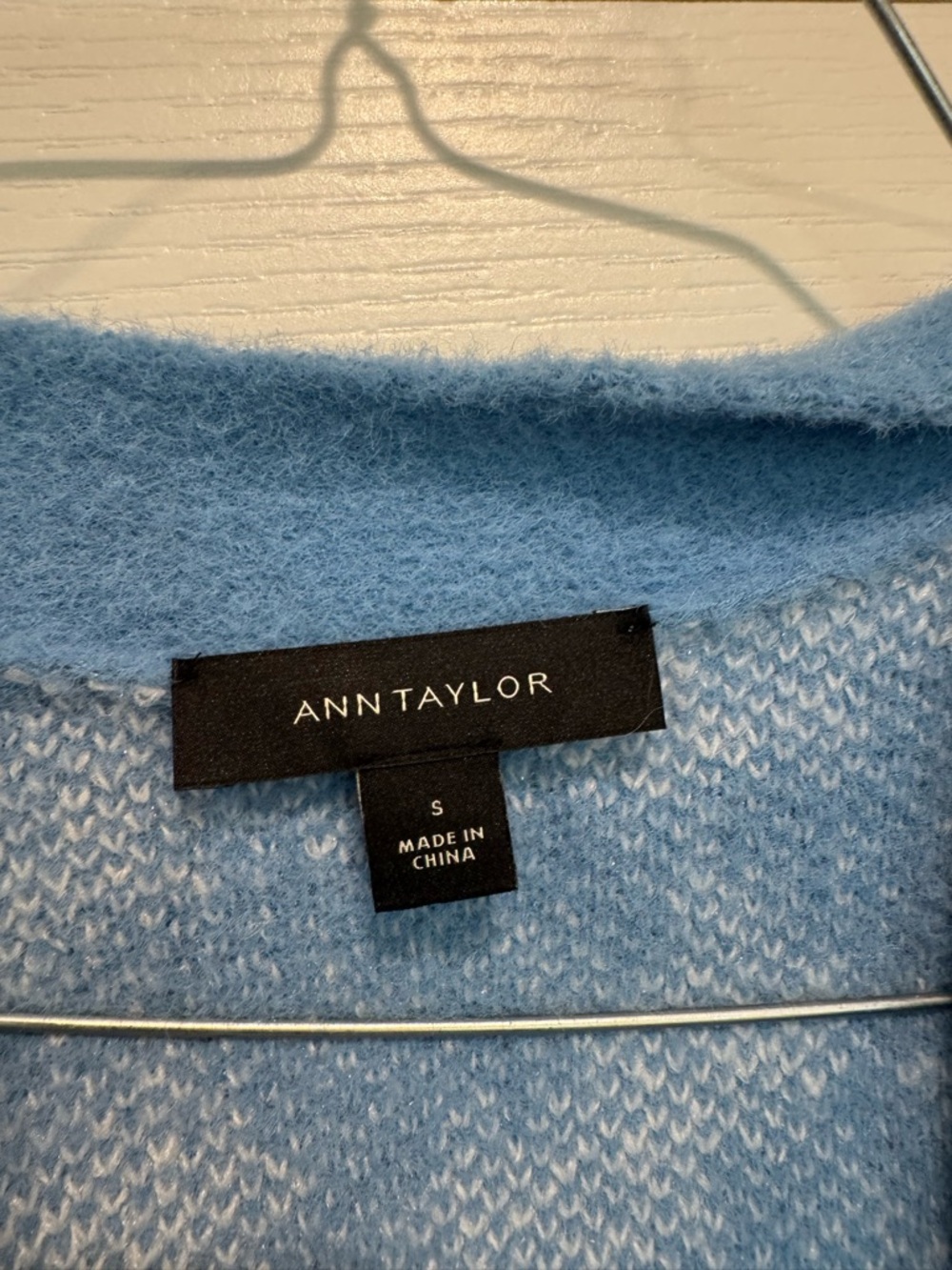 Ann Taylor Blue and White Houndstooth Open-Front Cardigan - Picture 2 of 2